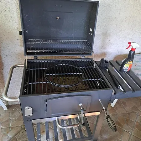 ゲストハウス Agnes Pihenohaz